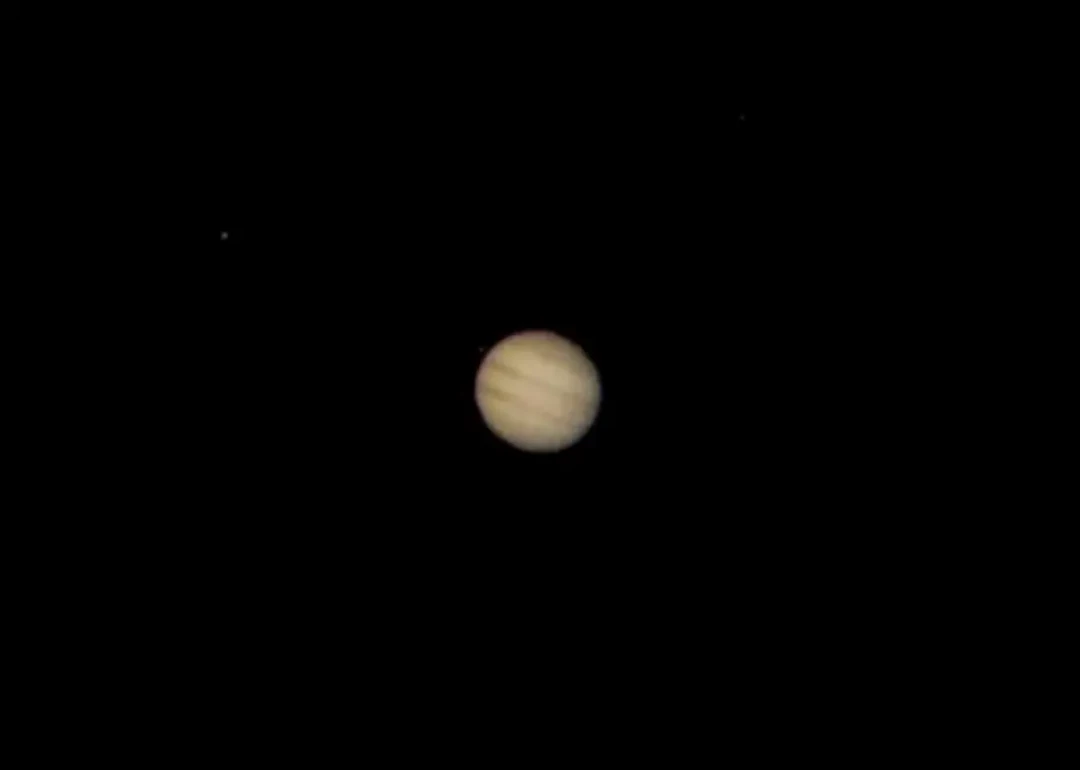 「有1000还是该买80EQ」?星特朗这台700元入门镜,网上已经吵翻了