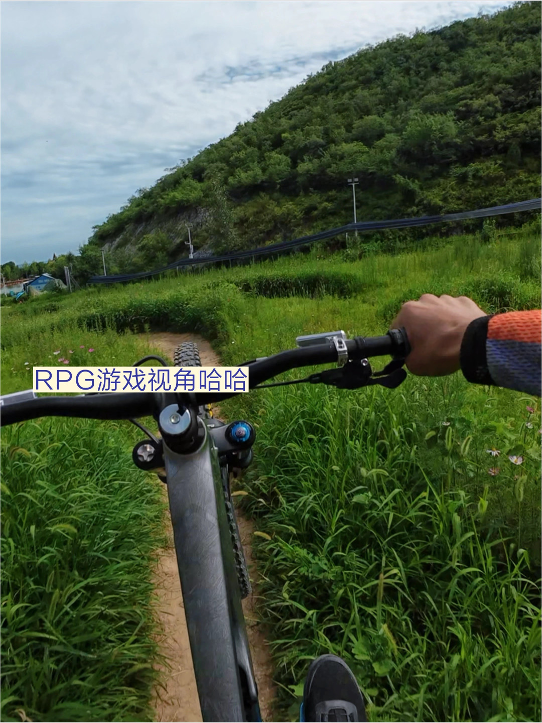 中门寺摔车帖2700赞之后,我把林道骑行的护具购置顺序、两个坑和三档预算整理出来了
