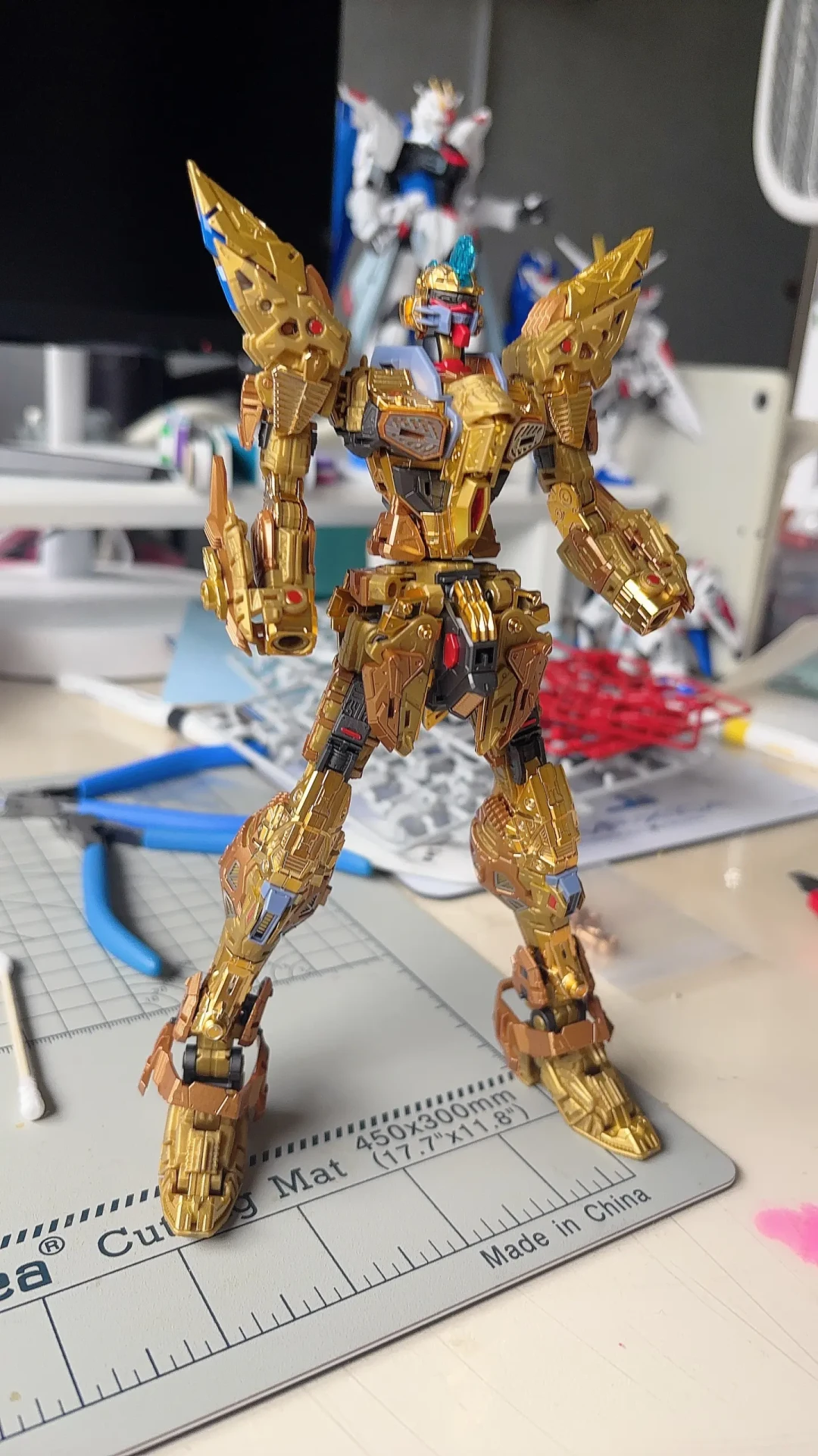 MGEX第三弹今晚揭晓:在押注能天使和命运之前,先复盘前两弹的价格曲线