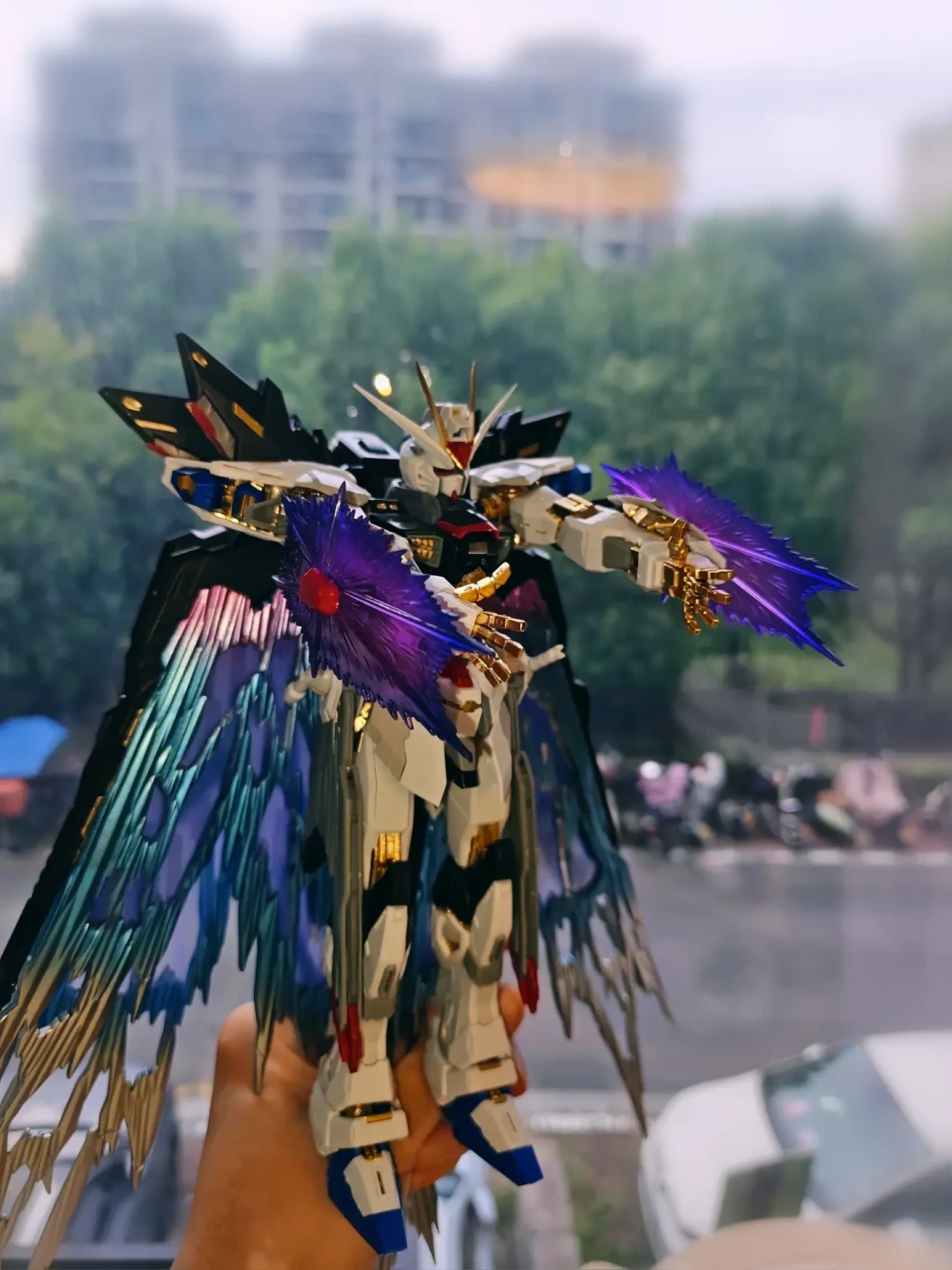 MGEX第三弹今晚揭晓:在押注能天使和命运之前,先复盘前两弹的价格曲线
