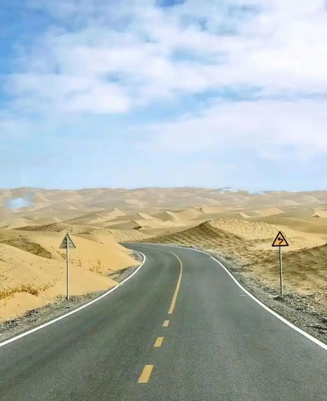国庆自驾沙漠公路前必看:6月塔克拉玛干刚发过洪水,7条线路分三档对号入座