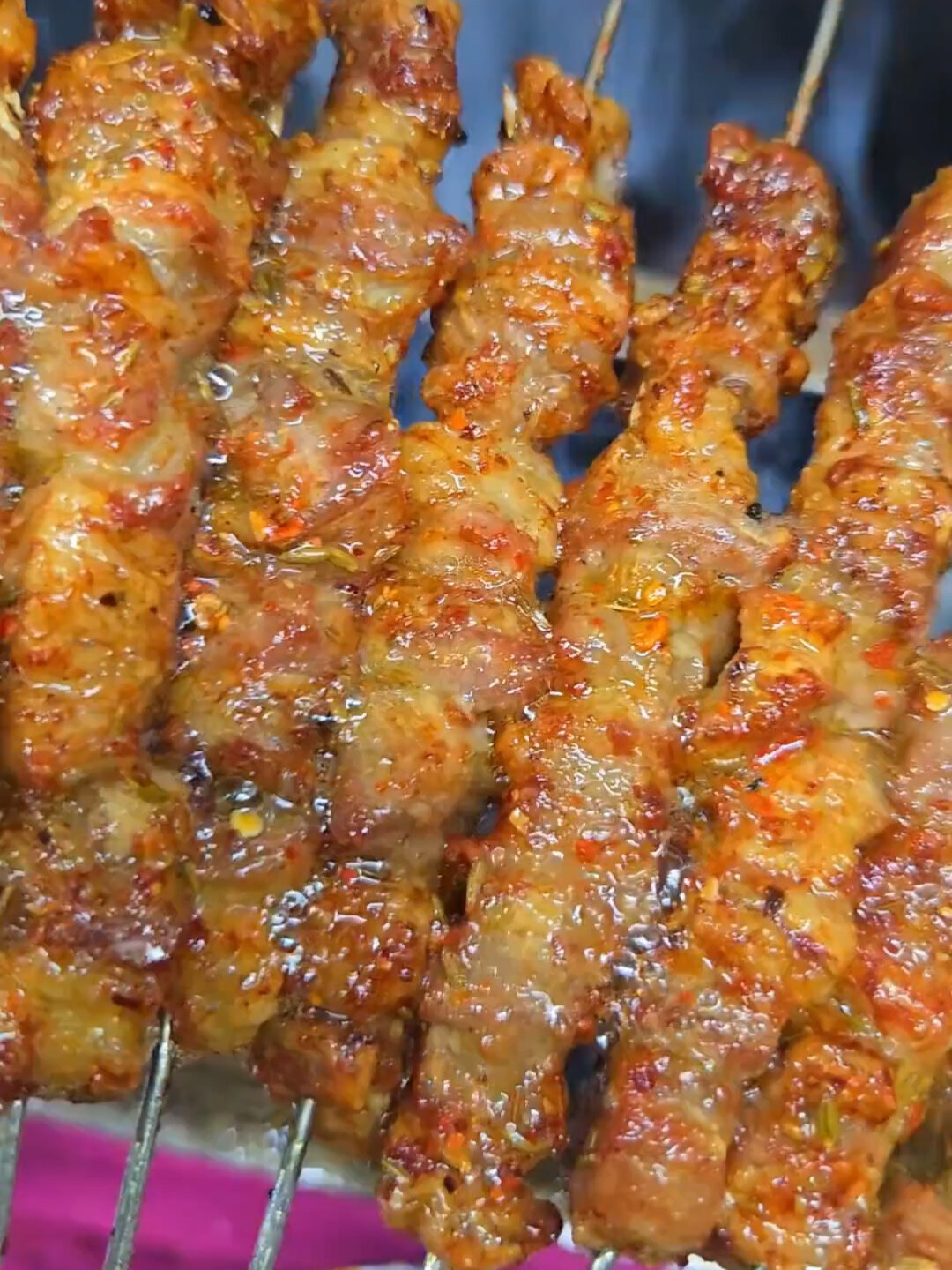 羊肉串涨到6元一串,露天烧烤还写进了法典:烤串自由的3条路,我算了算账
