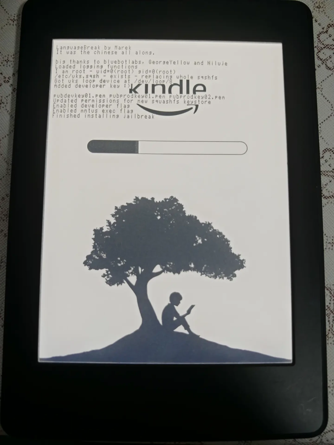 Kindle vera越狱爆火两周:免电脑、全系在售支持,但抄教程上车前,先查这三件事