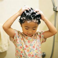 孩子头发爱出油还长头屑？这6款儿童洗发水真实测评