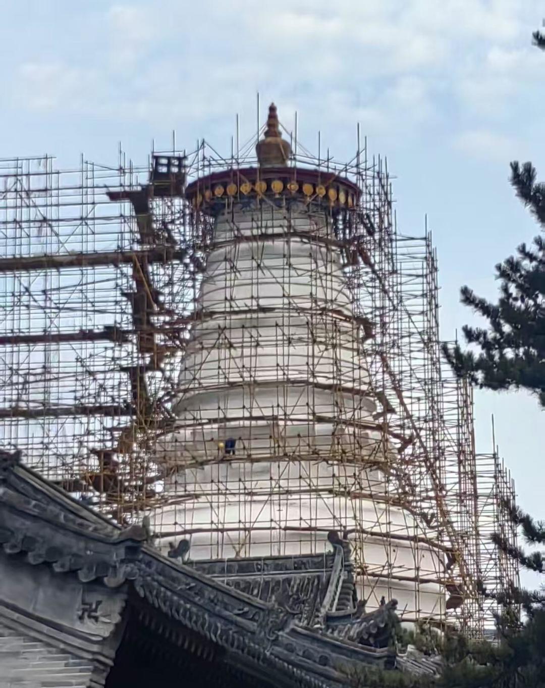 五台山大白塔修缮“进入收尾”:塔院寺正暂停开放,想看修后第一面,先弄清这三件事
