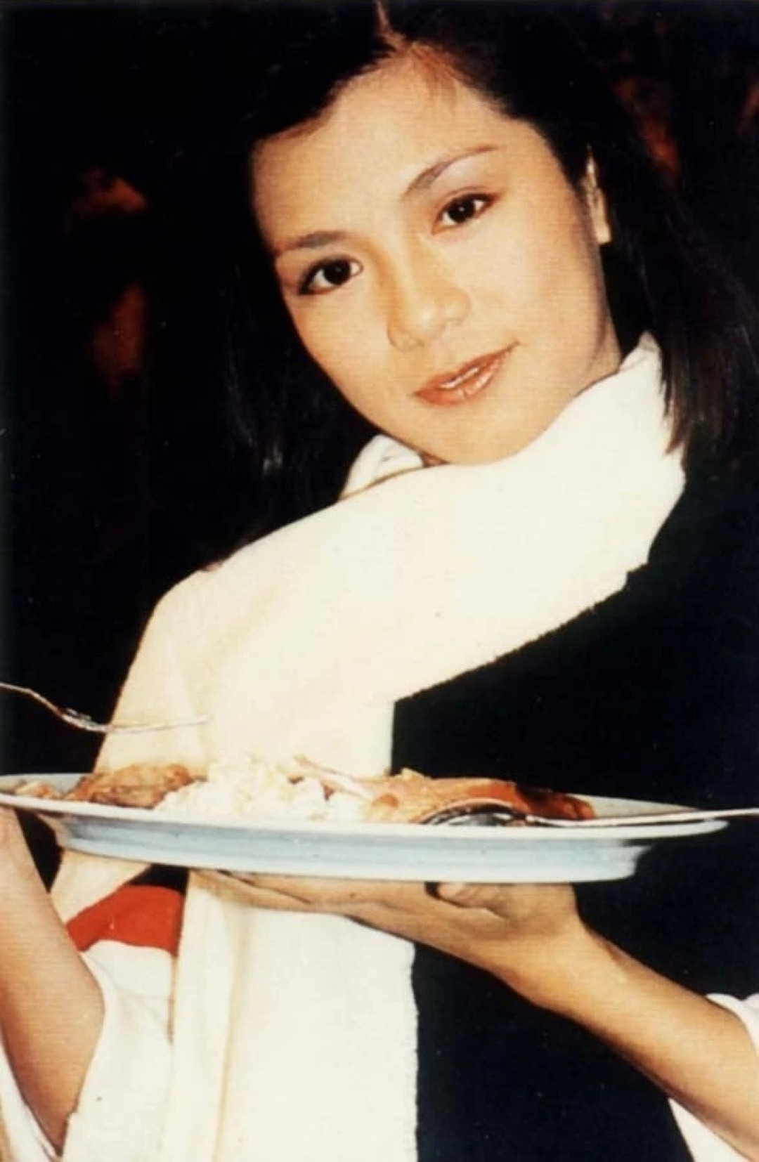 “AI黄蓉开口”刷屏满一年:全网流传的“AI翁美玲”,我替你分了类、排了雷
