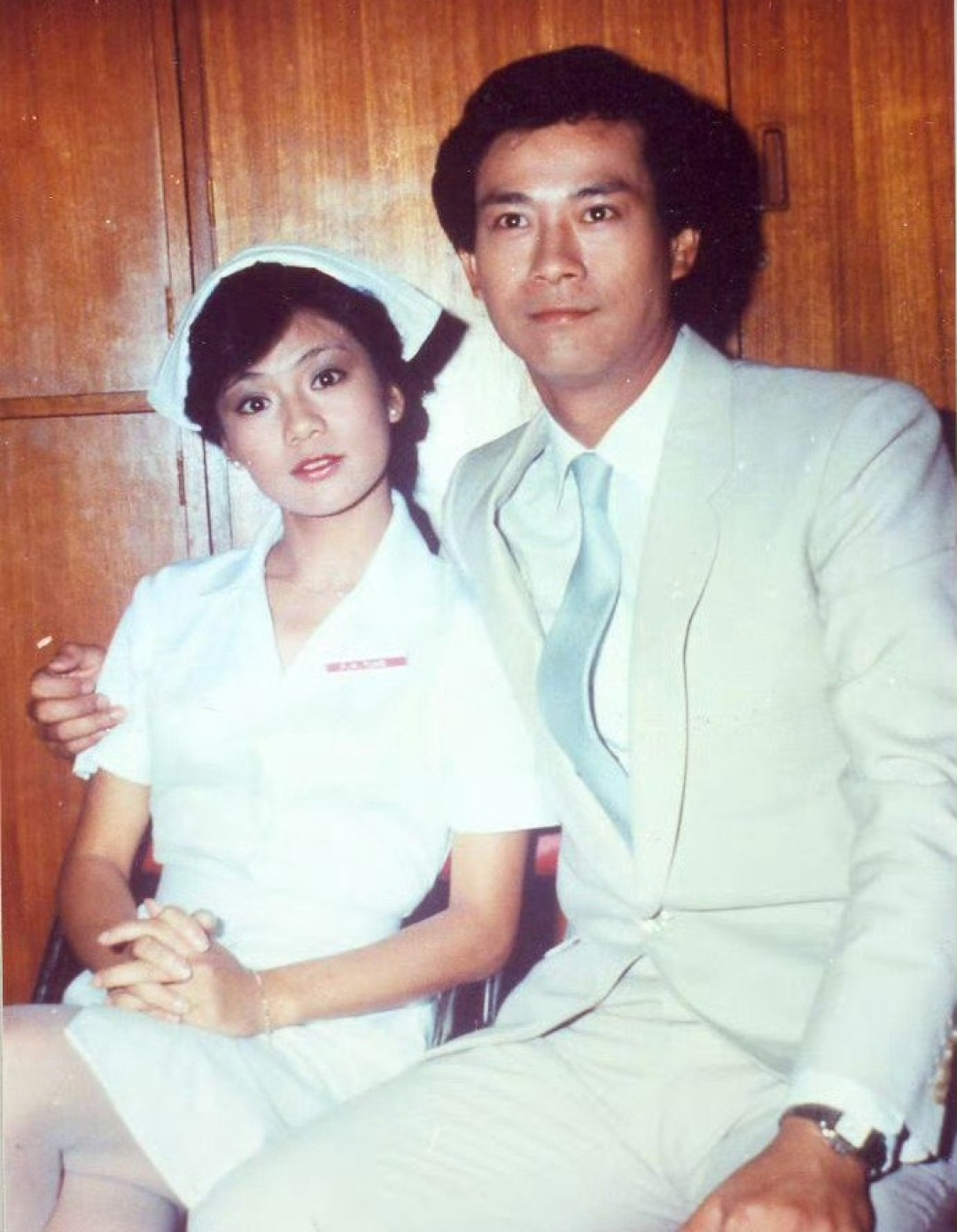 “AI黄蓉开口”刷屏满一年:全网流传的“AI翁美玲”,我替你分了类、排了雷