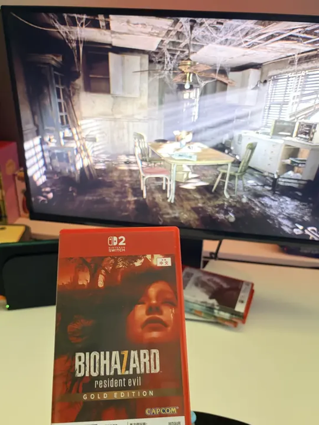 Switch 2实测《生化危机7》：2017年的老游戏反而是三部里跑得最稳的，二手195元，入手前把这几件事搞清楚