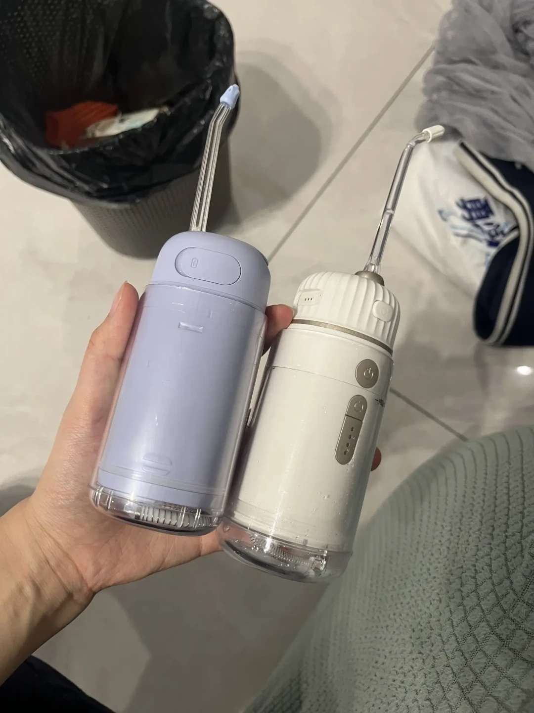翻了20篇正畸冲牙器热帖,9篇带广告:该不该买、怎么选、怎么用,一次说清