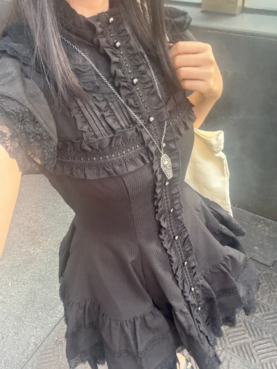 莉莉子「莉安娜」OP 9月10日现货开抢:近两个月repo翻完,版型和槽点一次说清