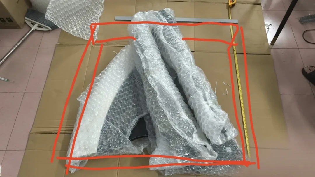羽织不让穿、太刀不让带、有的IP直接禁:翻完今年漫展入场须知,国庆出cos先查再花钱