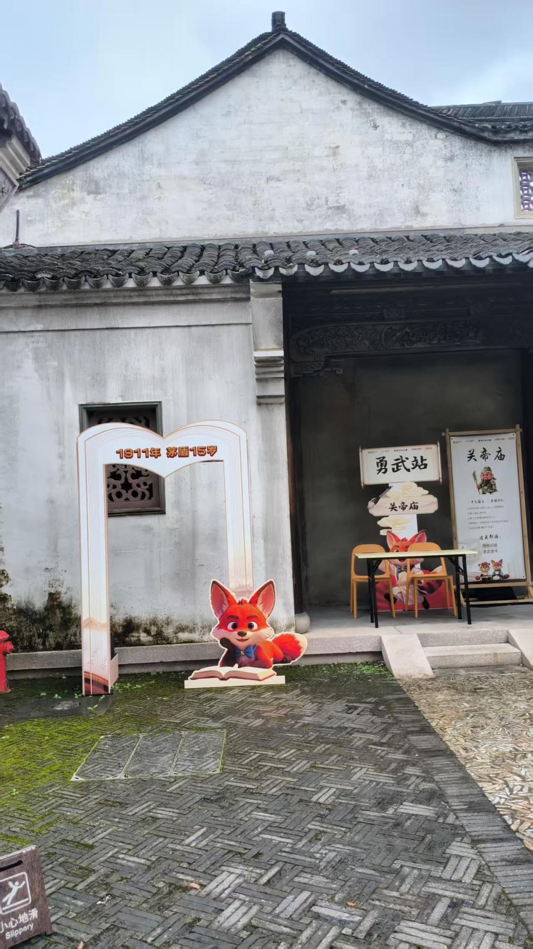 都知道茅盾文学奖,读过茅盾的人不多:他诞辰130年,我把这份“补课清单”整理好了