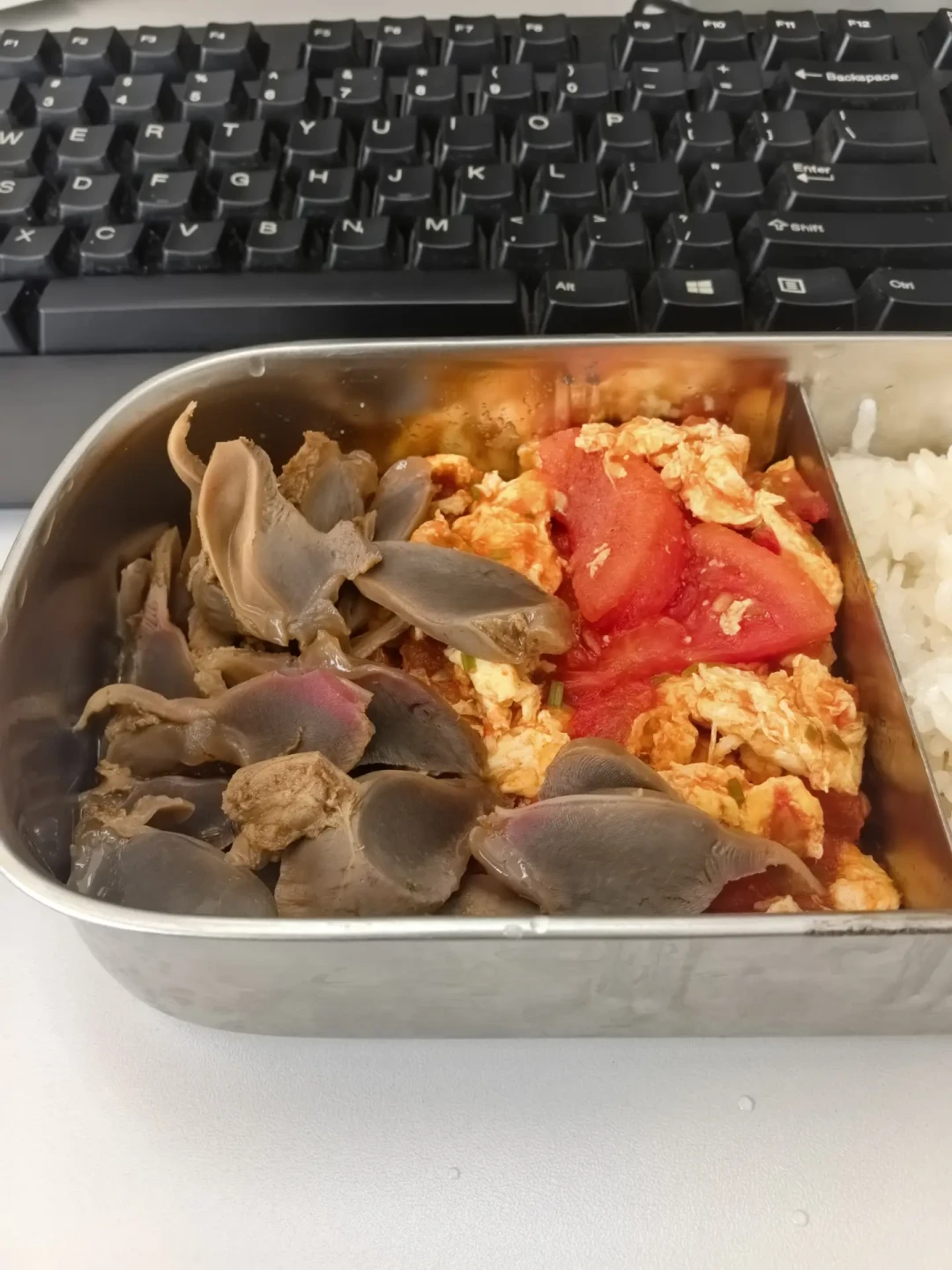 开学还有一周:扒完40多篇带饭帖和4类饭盒测评,给娃带饭,菜单其实是最后才决定的