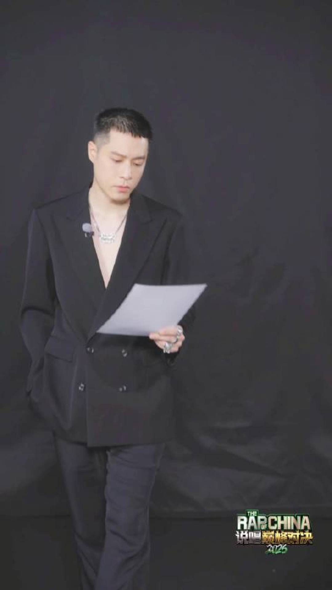看完《说唱巅峰对决2026》帮唱赛,把噪音滤掉:这几首旋律说唱值得进你的歌单