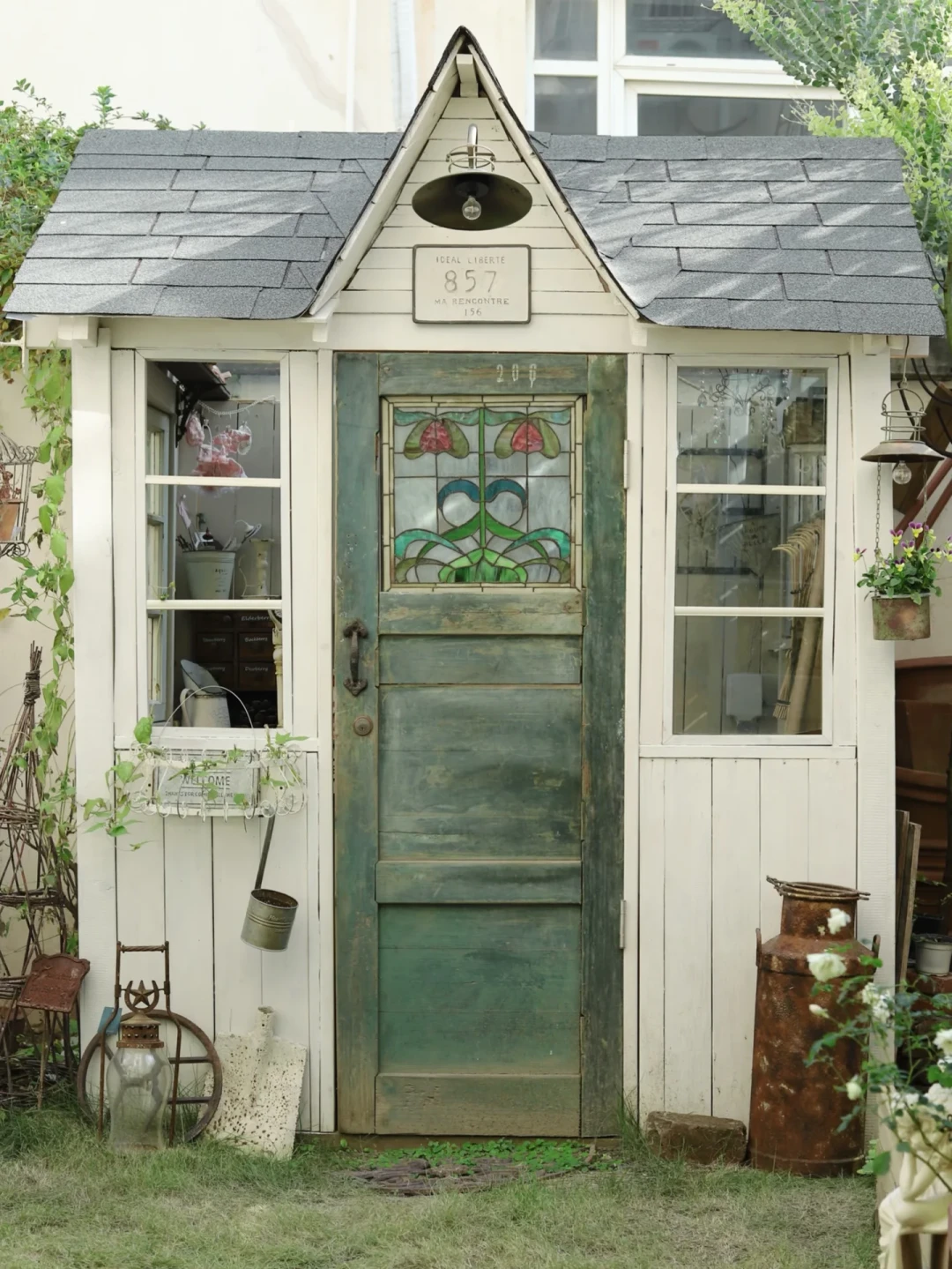 有人花2000元盖成,有人被限期拆除:院子建小木屋前,先算这三笔账