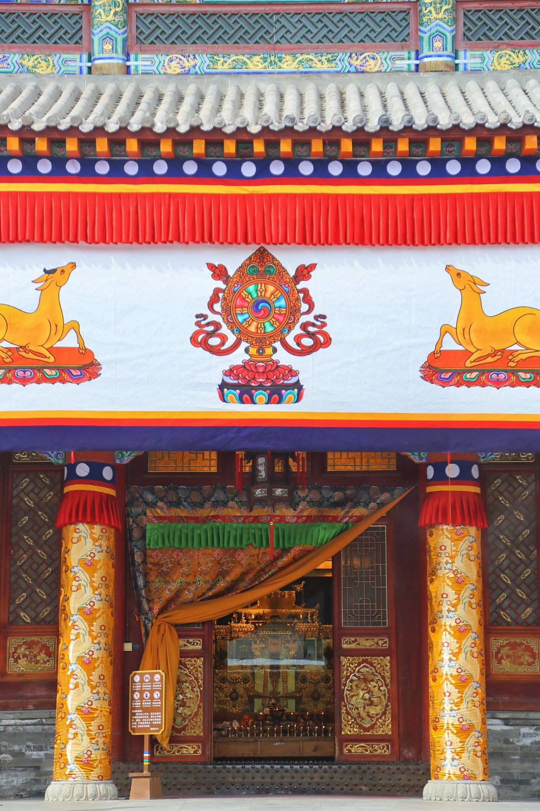 塔尔寺值不值得去?有人说它“恶名远扬”,有人说“今生必来”,看完全网体验帖我有了答案