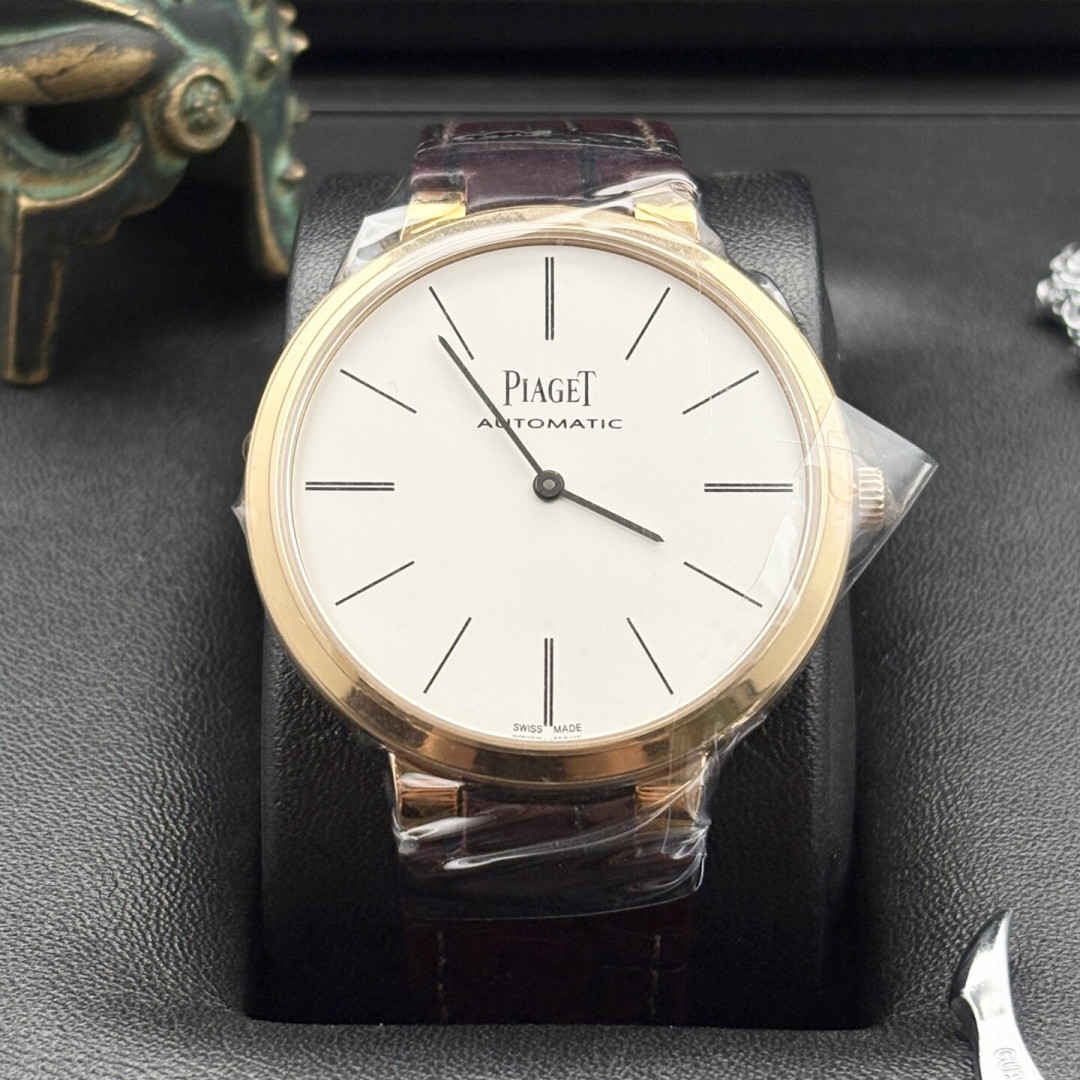 伯爵官宣Altiplano 38mm“经典回归”，同系列二手却从27万跌到8.7万，这块超薄表值得买吗？