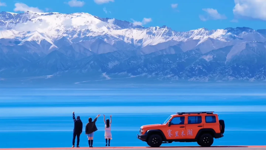 赛里木湖260、黑独山199、贵州瀑布1288起:景区现场航拍已经流水线化,交钱前先看完这张价目表