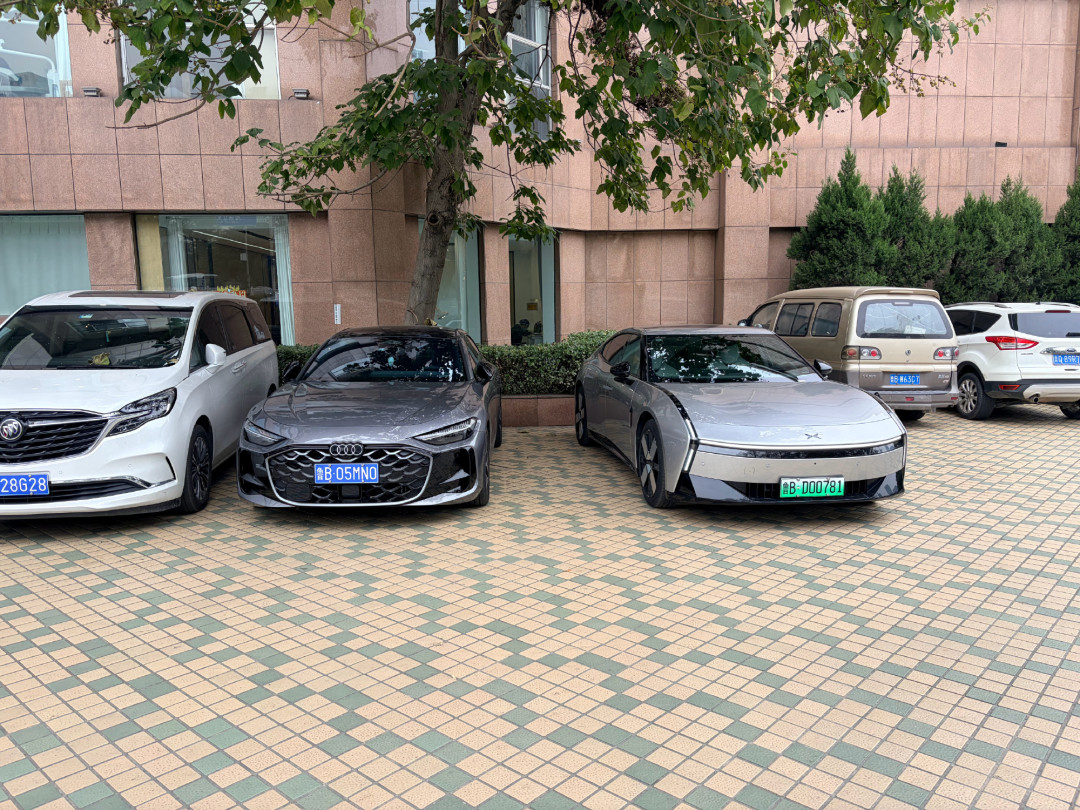 奥迪7月成绩单拆解：三款老燃油车扛起近60%，A5L家族合计不敌3系三分之一，唯一亮点是一台没有四环的奥迪