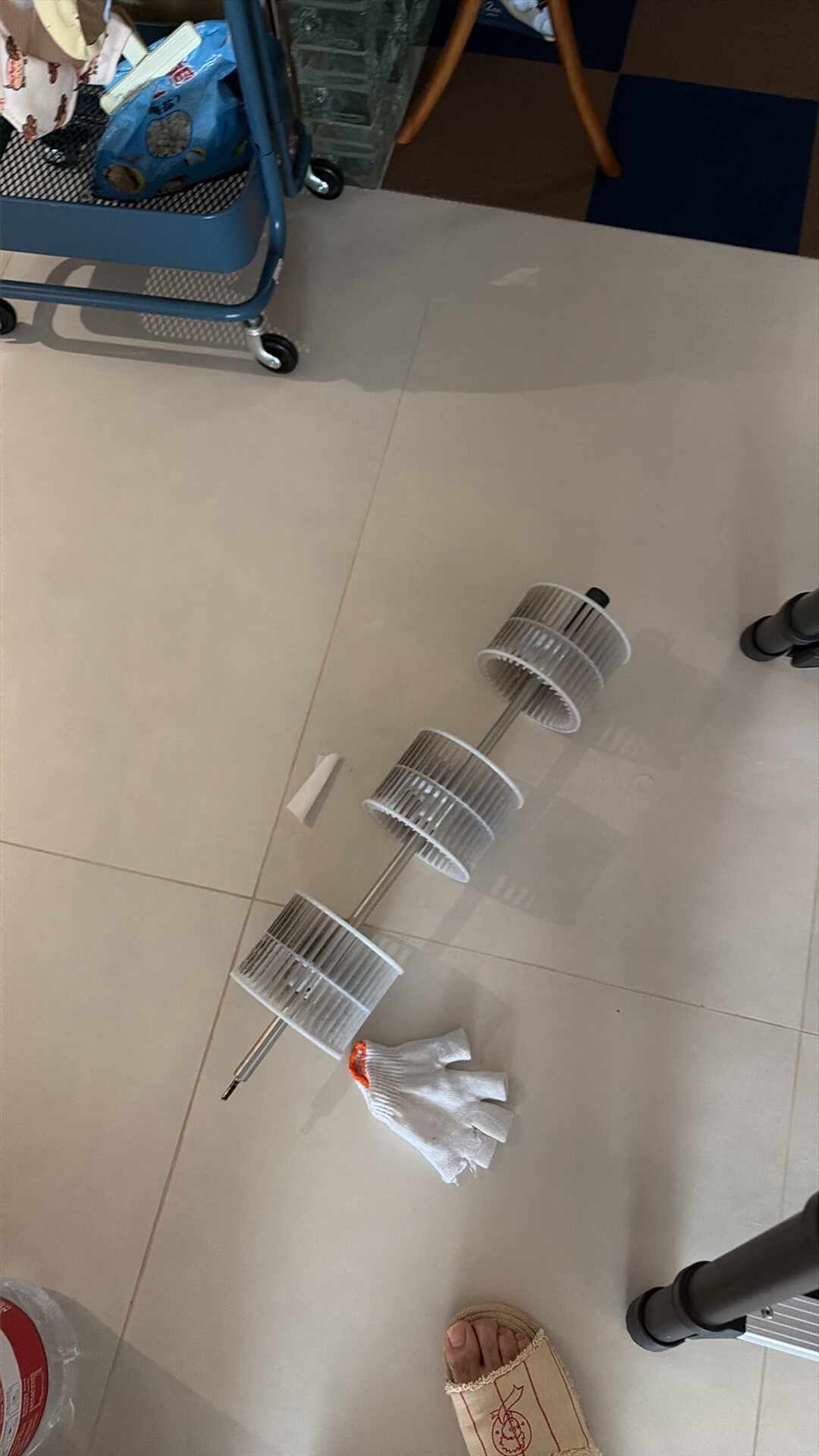 大金空调开26℃就发酸臭,洗了没用、售后说机器正常:翻完20多条酸臭投诉帖,我把诊断图和根治路线整理出来了