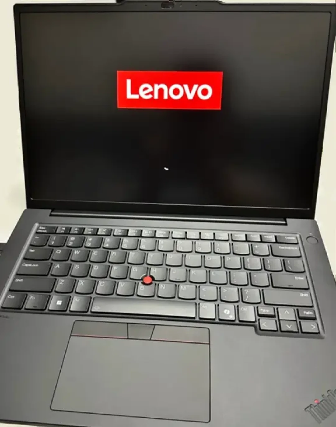 ThinkPad新机检出故障,还是只修不换:我把那篇192条评论的帖子,整理成4类故障、3个时限、5件证据