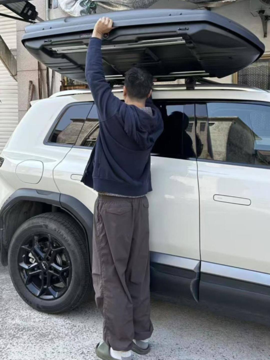 每百公里多花不到1块钱,为什么有人装完车顶箱却半价卖掉?