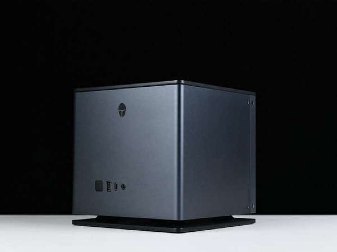 三台Mac串起来=一台AI Cube?家庭AI算力的两条路,我算了笔账:最便宜的内存102元/GB,最贵的437元/GB