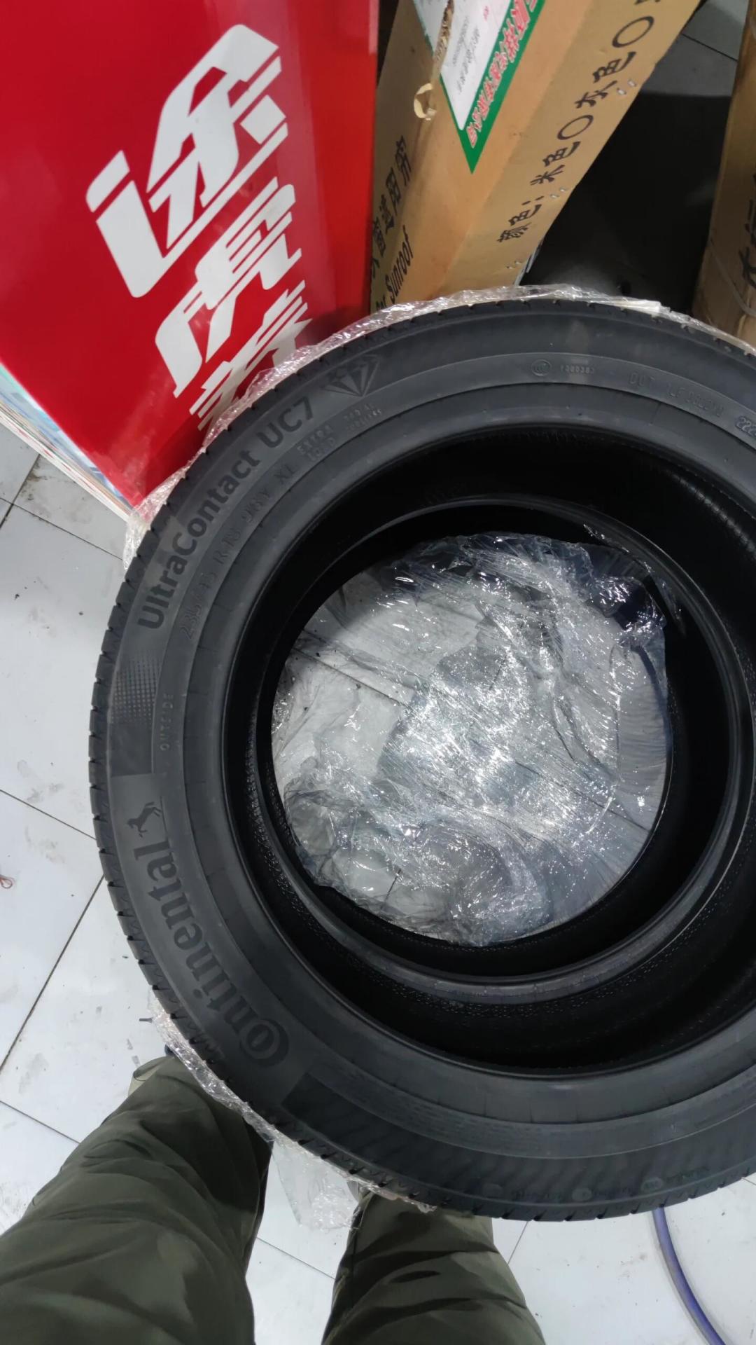 马牌只换两条胎,新胎装前还是装后?马牌官方的答案,和大多数老司机的直觉是反的