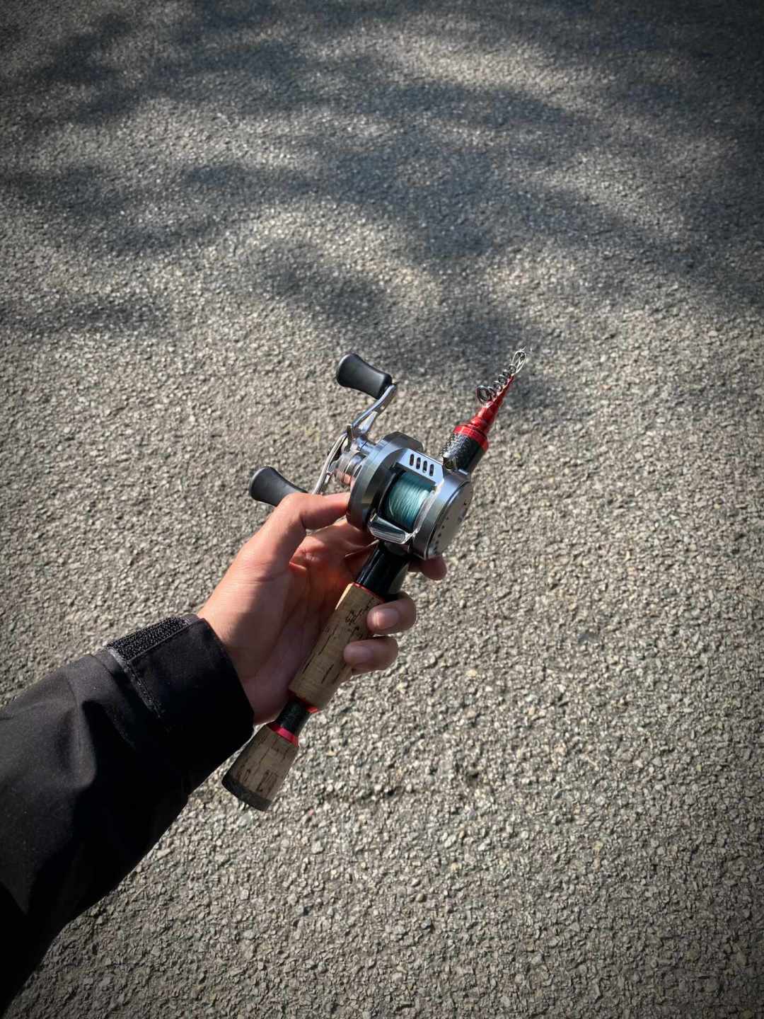 国庆出游想把鱼竿塞进行李?翻完全网30多条旅行竿帖:振出还是多节、能不能上飞机、花多少钱,一次说清