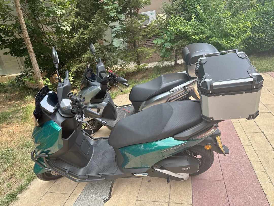 8月被问爆的两台车其实是一家:NS150GX对比NS150ES,1900块差价到底花在哪
