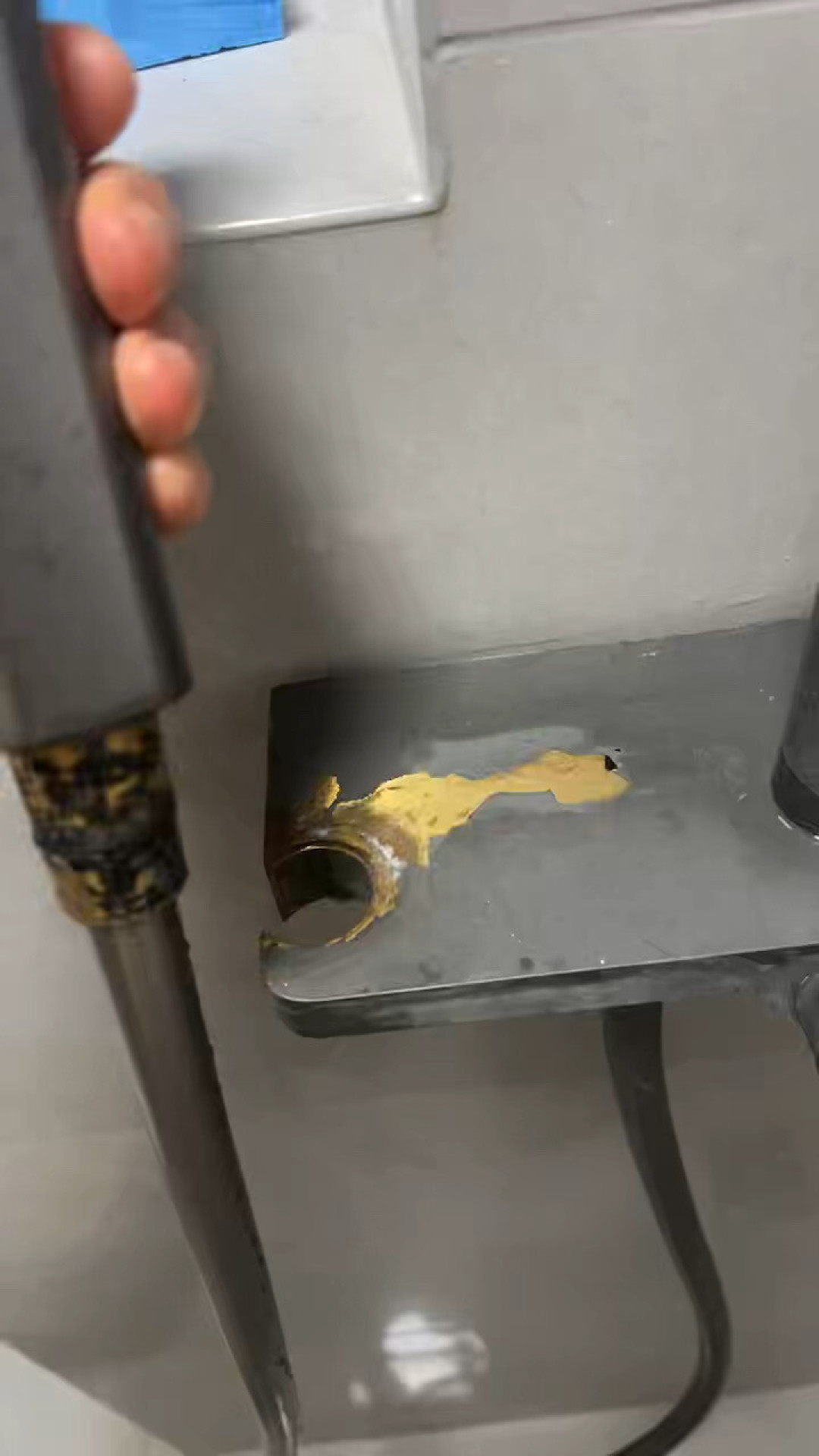 搜恒洁花洒满屏都是Y69:翻完种草帖、避雷帖和门店参数卡,我把安耐康、零冷水、即关即停翻译成人话