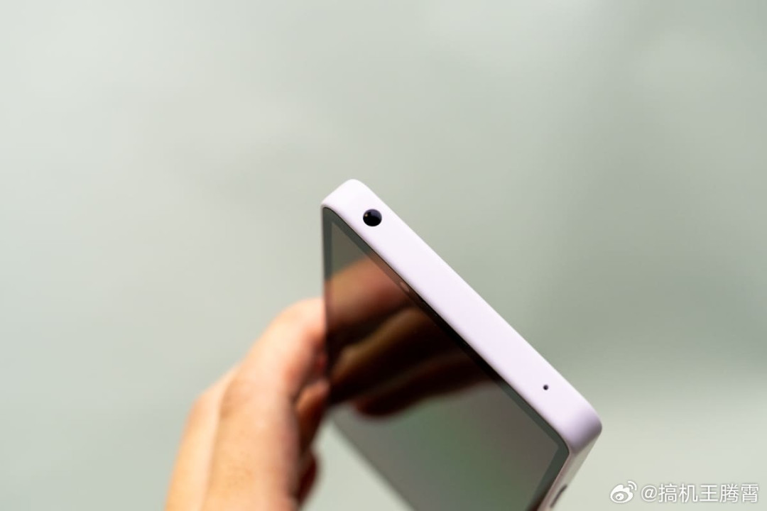 索尼Xperia 10 VIII今天发布：芯片没换代，港版从3299涨到4799，没有国行——这台「最后的无挖孔手机」还值得买吗？