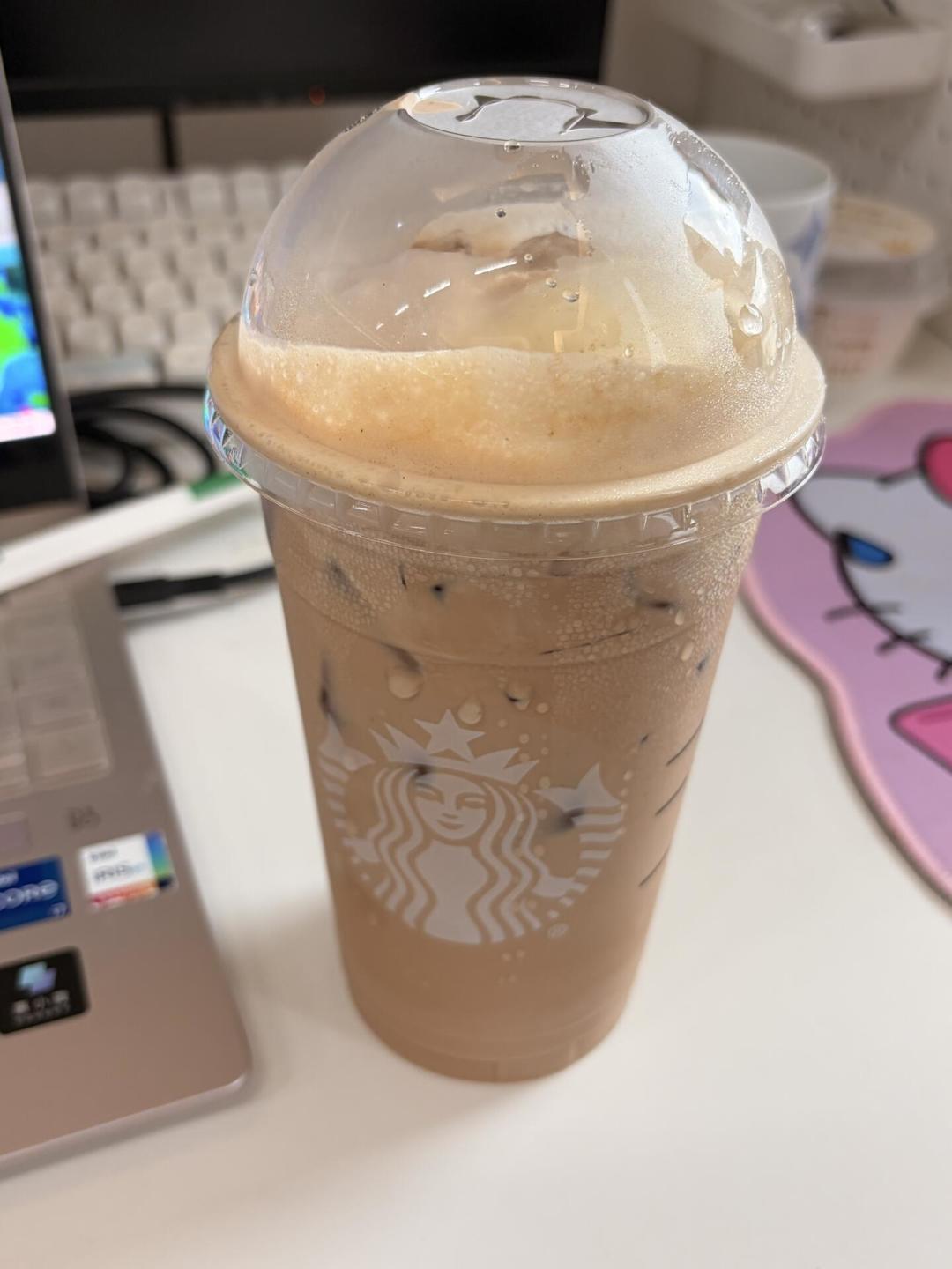 星巴克茶拿铁卖35元一杯，但下午3点后能喝到20元上下：4杯新品的首波真实口碑、点单作业和坑，都理清了