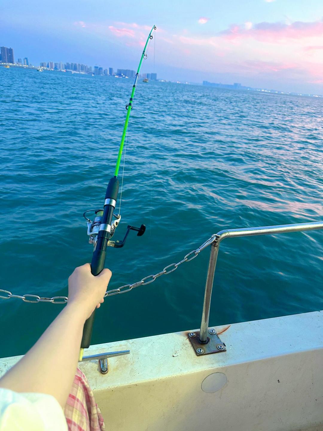 你在直播间买的海钓票,可能是一个没有船的人卖给你的
