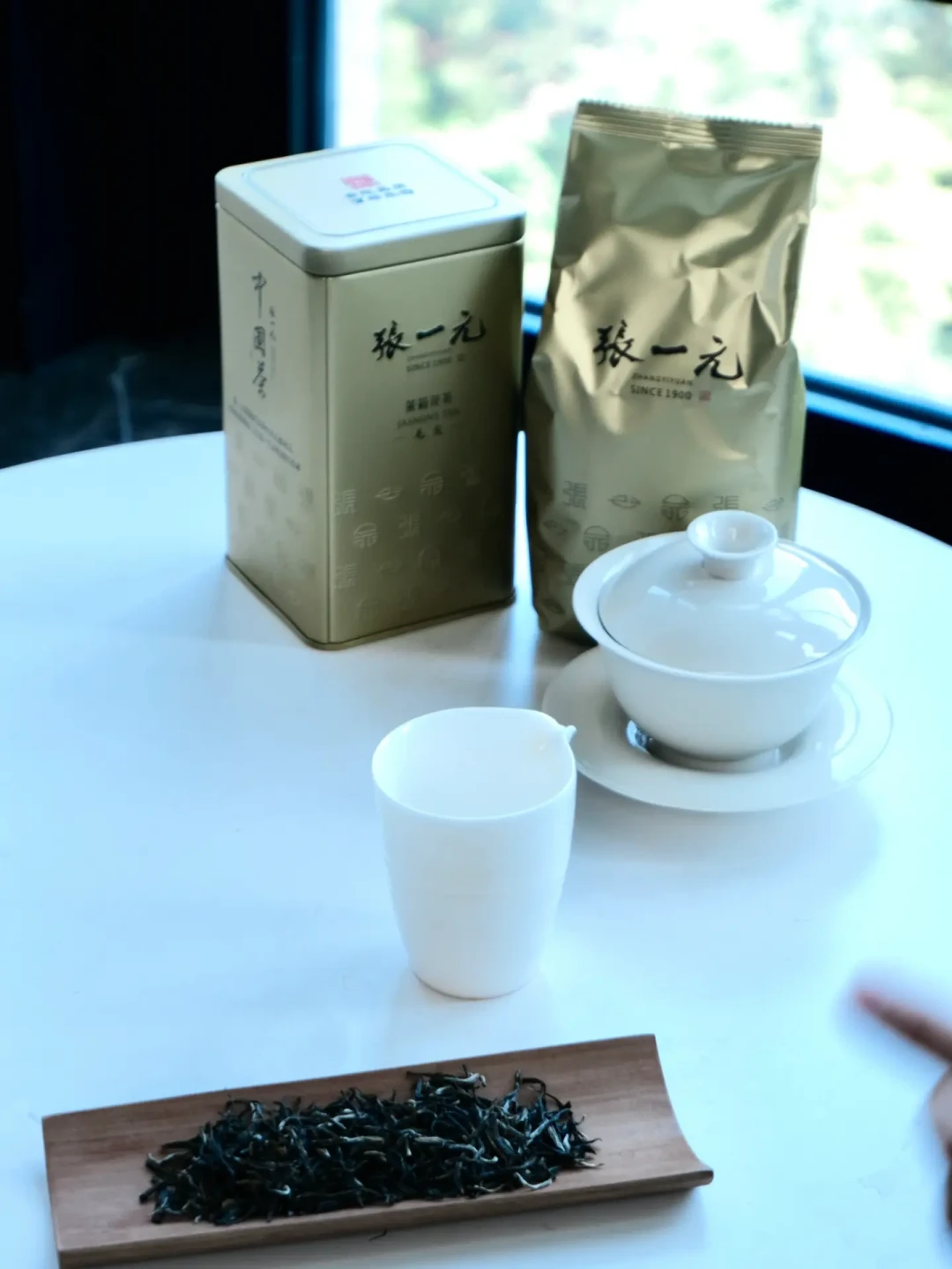 把张一元16款茉莉花茶冷泡到打分:百元档不适合冷泡,400元毛尖是分水岭