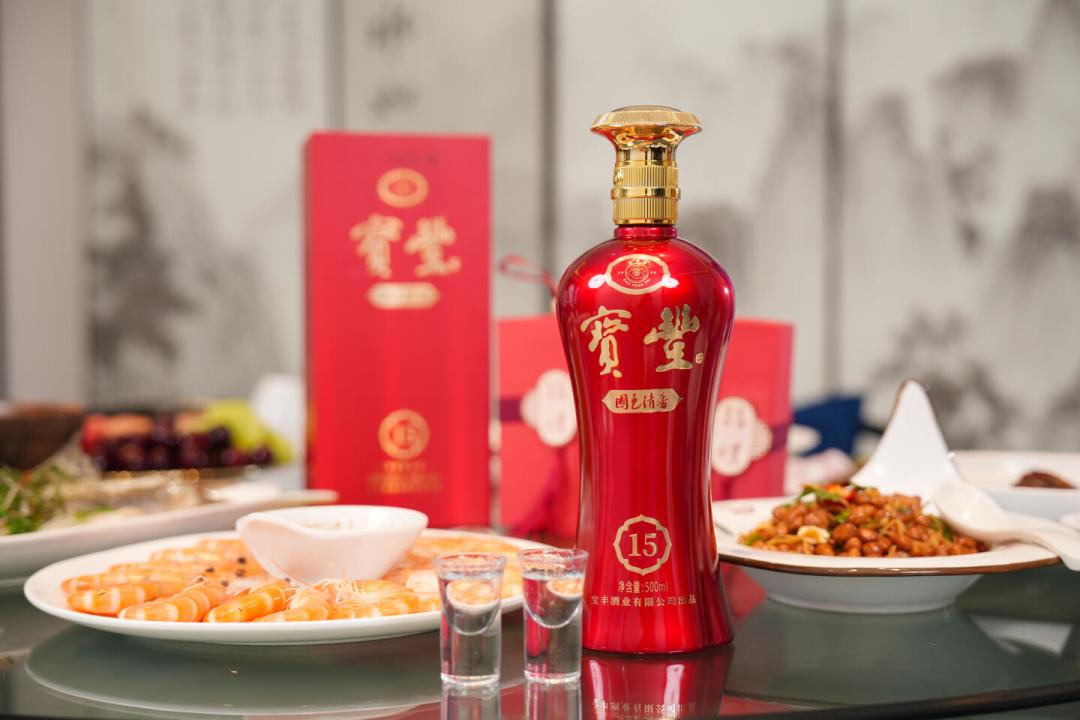 宴席季来了,河南办酒席的人成箱买的是国色清香:5、15、35怎么选,成箱买到底什么价