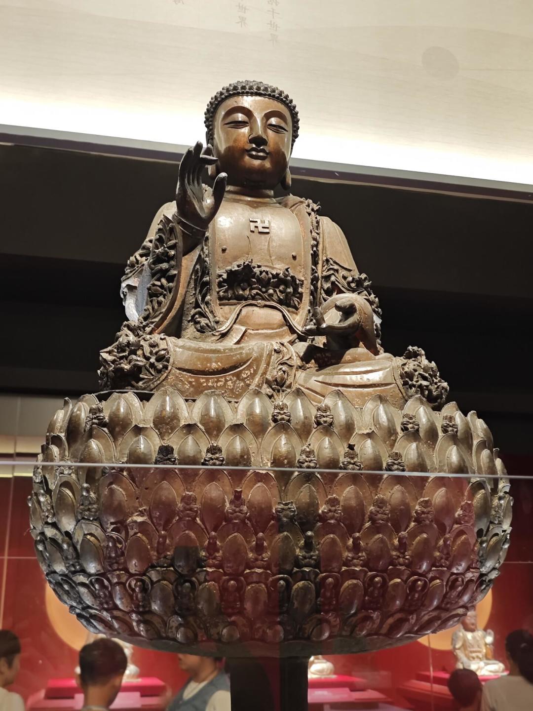 博物馆特展票哪些值得买？翻了十几家博物馆的现场口碑后，我分出四类：两类值得买，一类当保底，一类易踩坑
