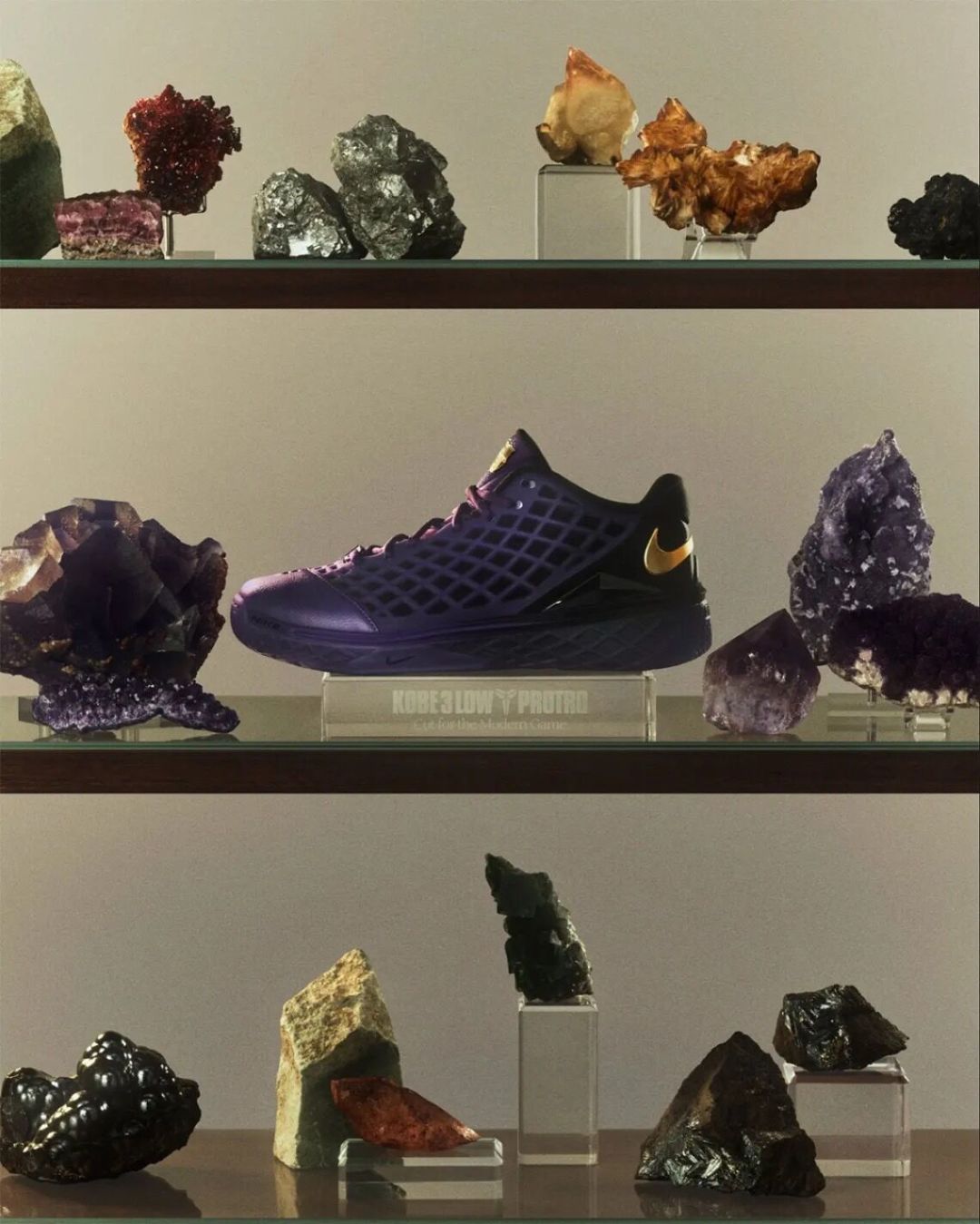 等了10年的科比10首次复刻,发售不到48小时就“破发”:翻完全网上脚帖,3类人下单前先想清楚