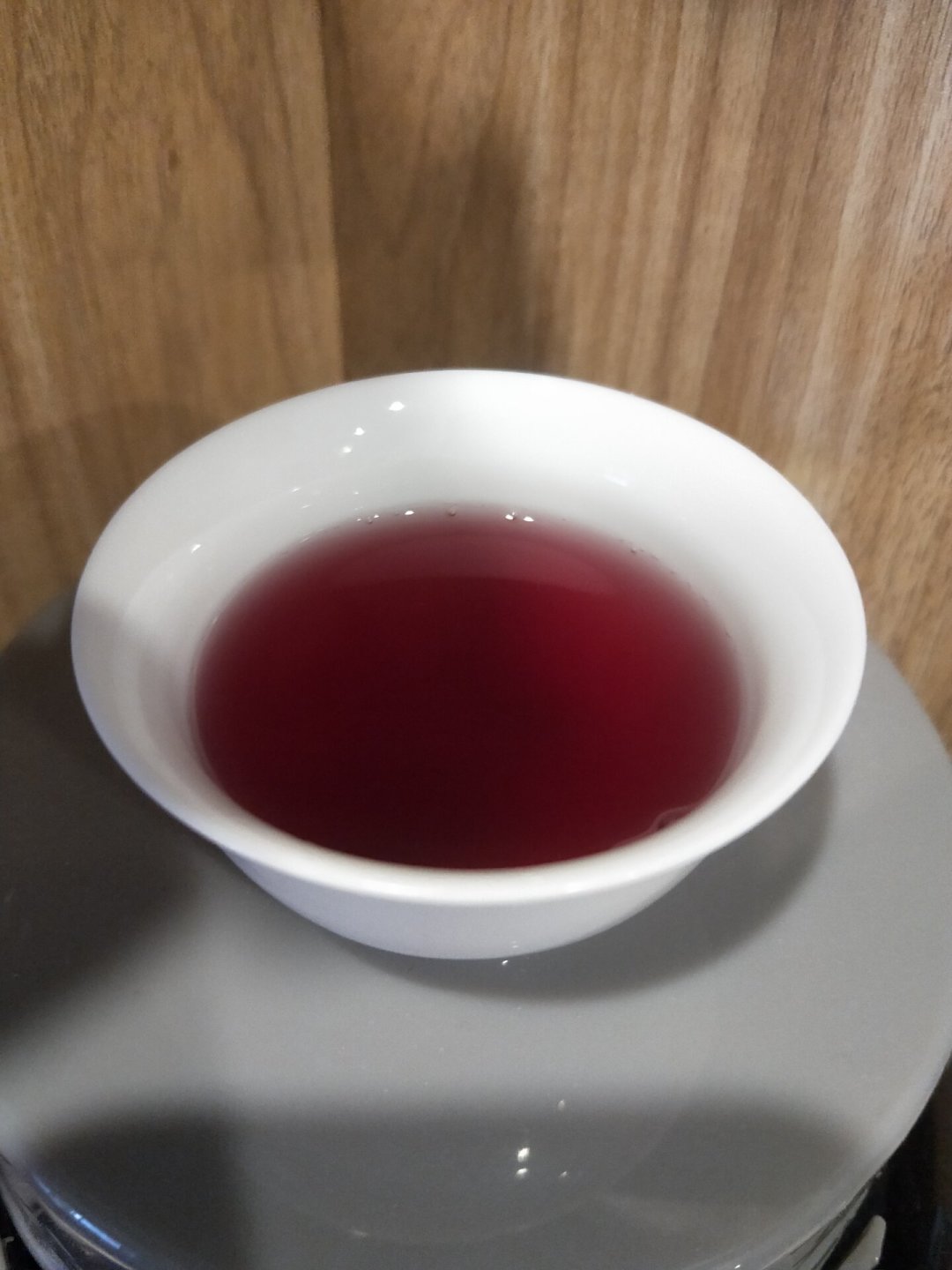 每年八月全民酿酒季:为自酿葡萄酒吵了9年的两派,我们对了一遍账,其实他们就认同这4点