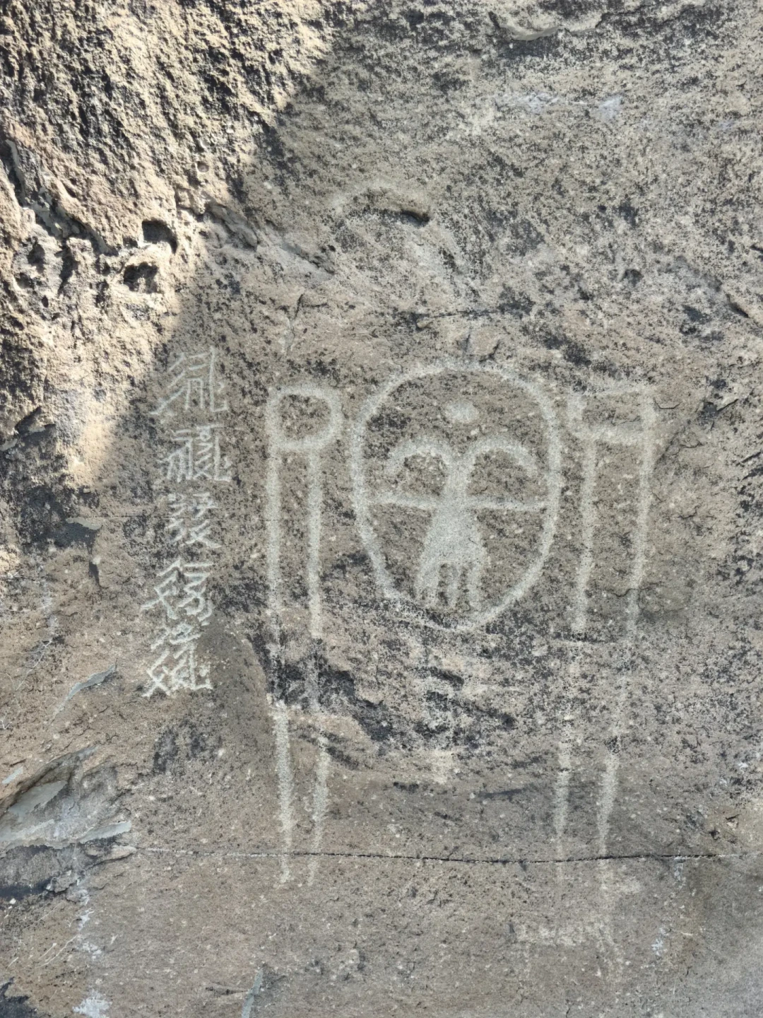 一半人说“被硬控”,一半人在避雷:贺兰山岩画不想看个寂寞,出发前先回答三个问题