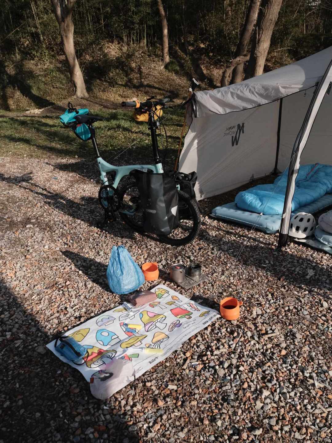 bikepacking不是必须苦行露营：评论区一半老手其实睡酒店，一个问题定你是哪派