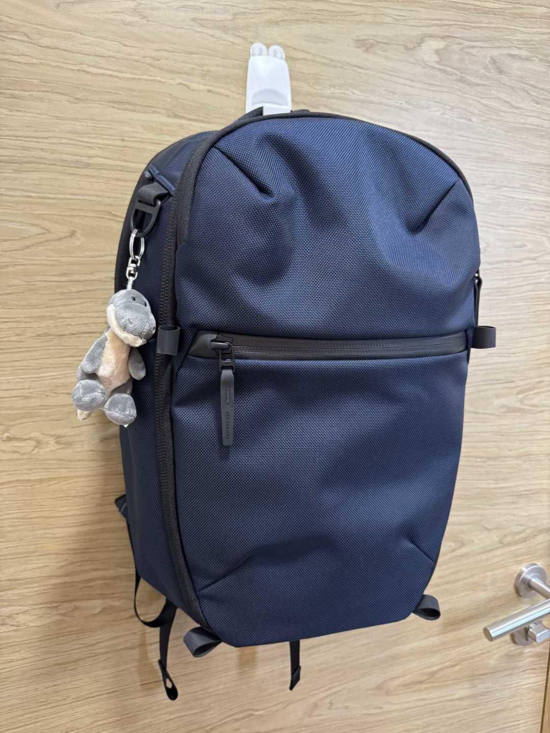 Aer Go Pack 2 上架苹果官网卖 898 元却没人买?算完三本渠道账,我发现它只适合少数人