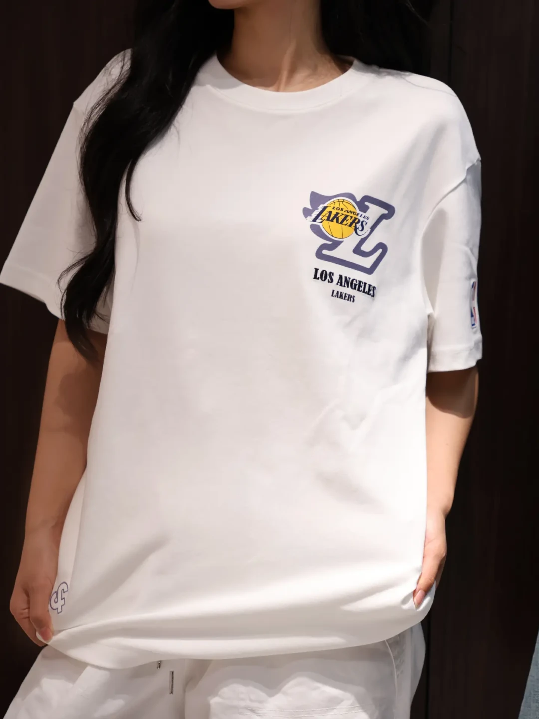 麦迪来了、首店开了、吊牌价干到1399:杰克琼斯的NBA联名,值不值得原价买?看完20多条探店和试穿,我有三个结论