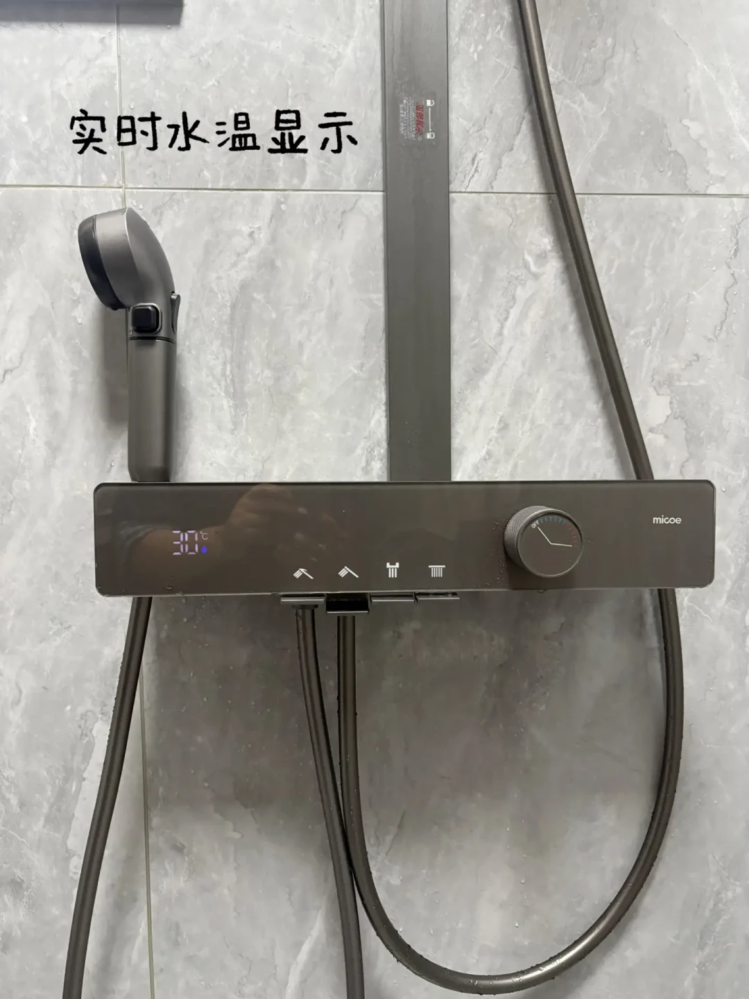 9.9万赞的
