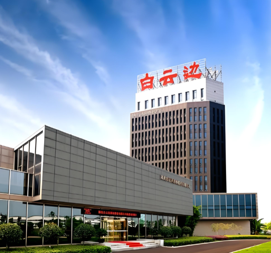白酒大面积跌价，白云边为什么不跌？中秋前想囤宴席酒，先搞懂这3件事