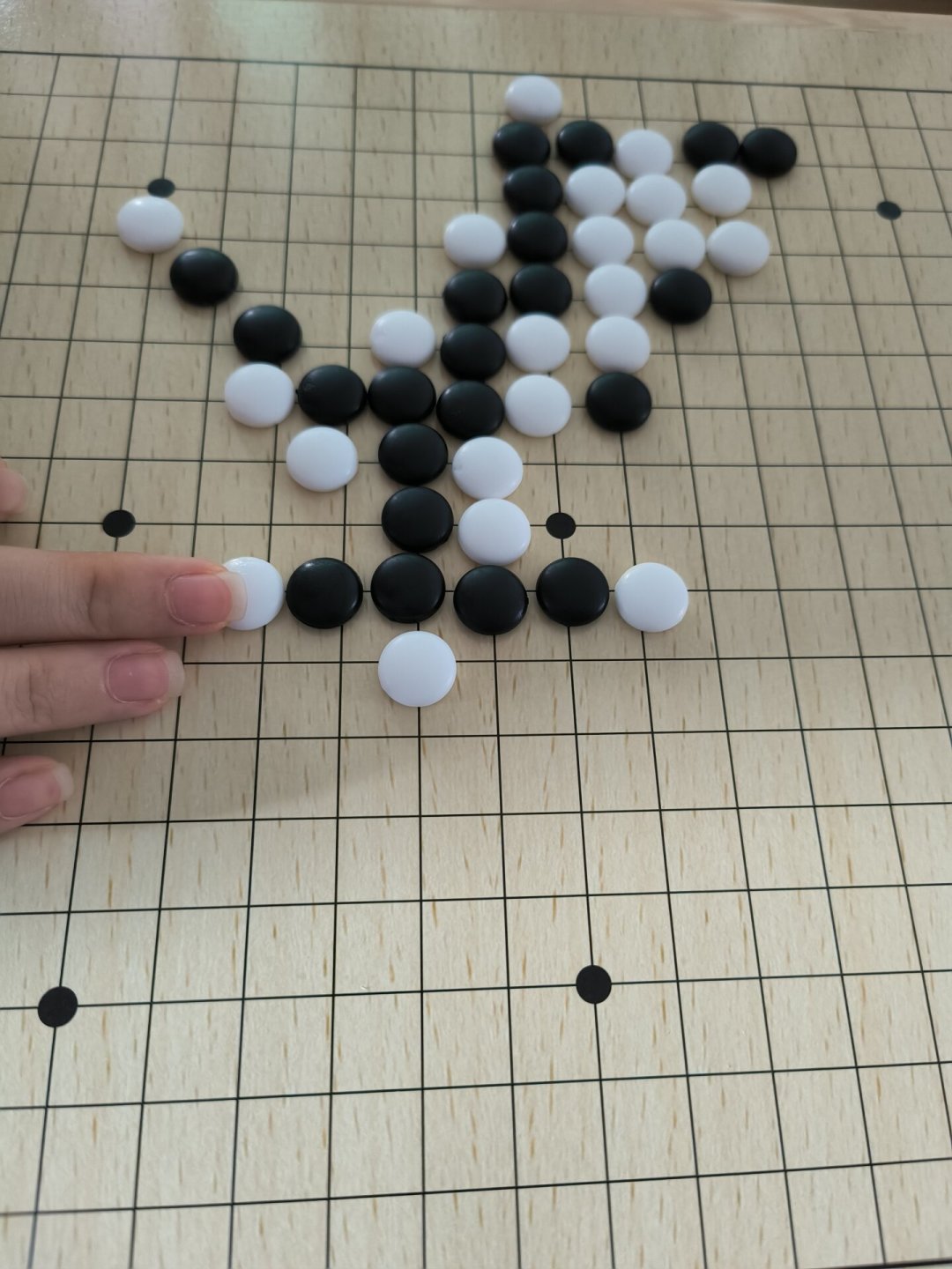 当家长抢围棋课名额时,五子棋已悄悄成为“官方快车道”:秋季报班前看这篇