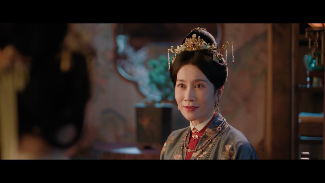 从“窒息的母爱”到“全剧最通透的婆婆”，温峥嵘的俞夫人只用两周就翻了盘