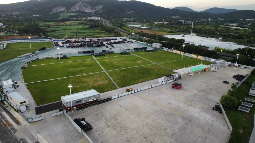 华晨宇南京站，抢票之后的第二战场是订房：汤山音乐谷5种住法和返程坑，一次算清楚