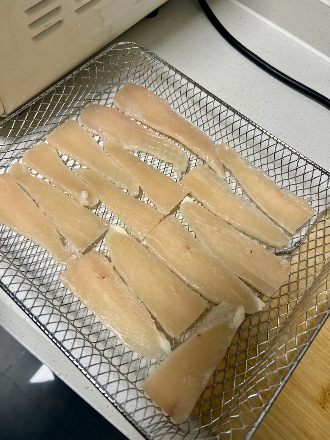 自制猫零食省钱又干净?翻完30多篇热门帖和翻车案例,我整理出两张清单