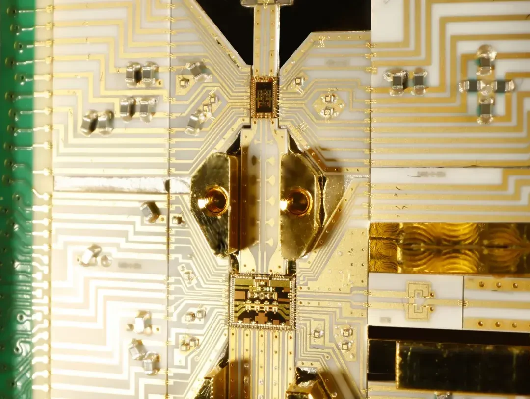 国产示波器干到33GHz，是德科技凭什么还贵？看完四档全系列，我知道钱该花哪了